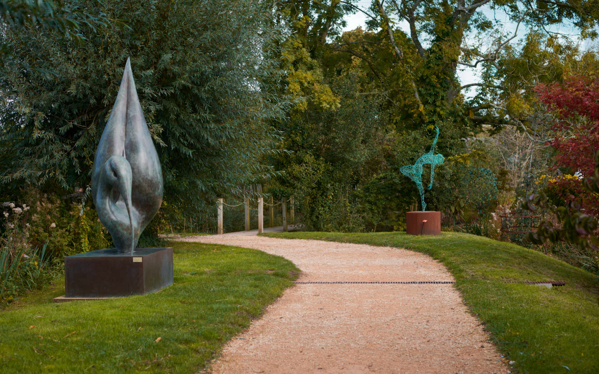 Sculpture By The Lakes