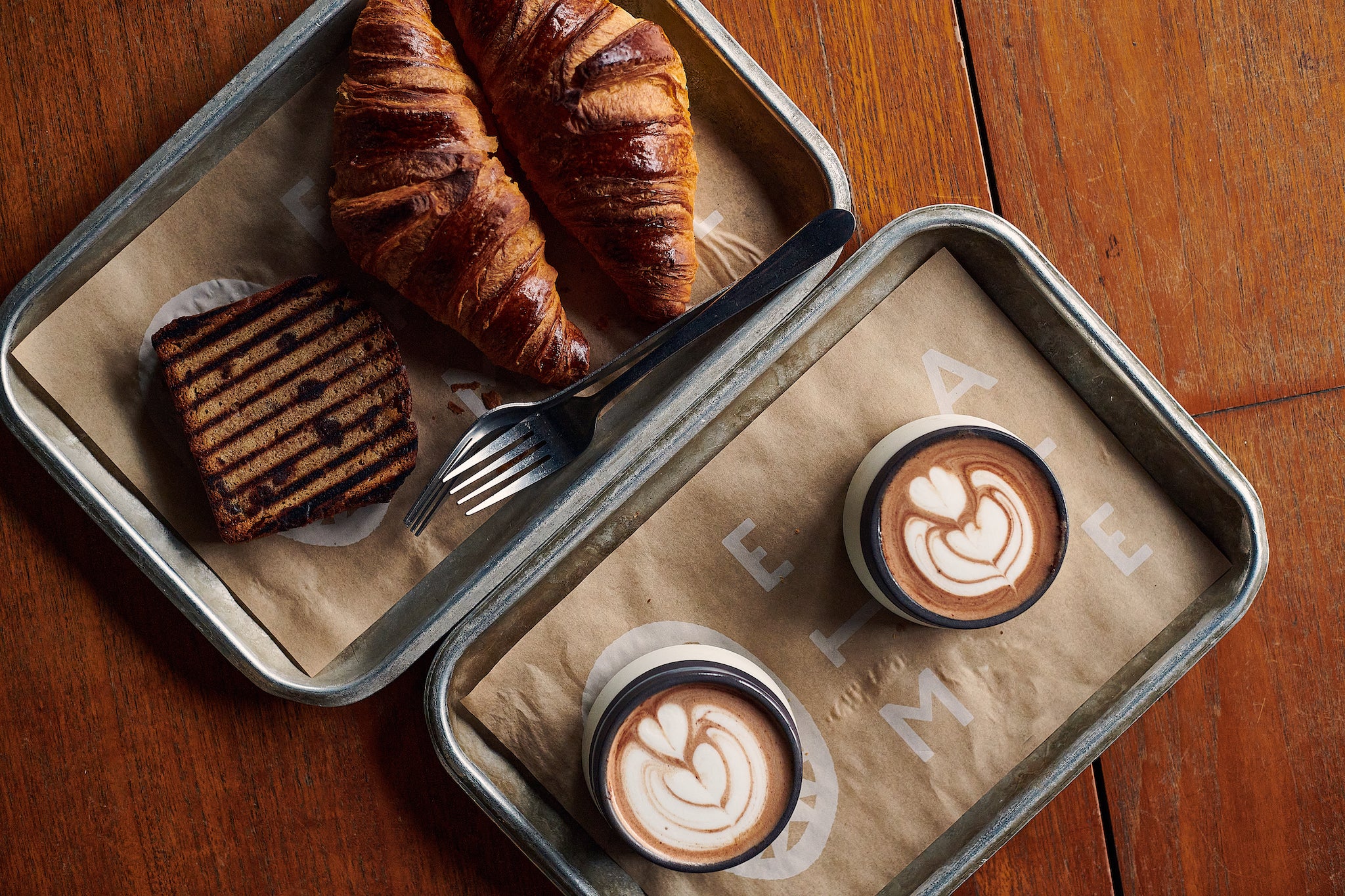hot chocolate with croissants