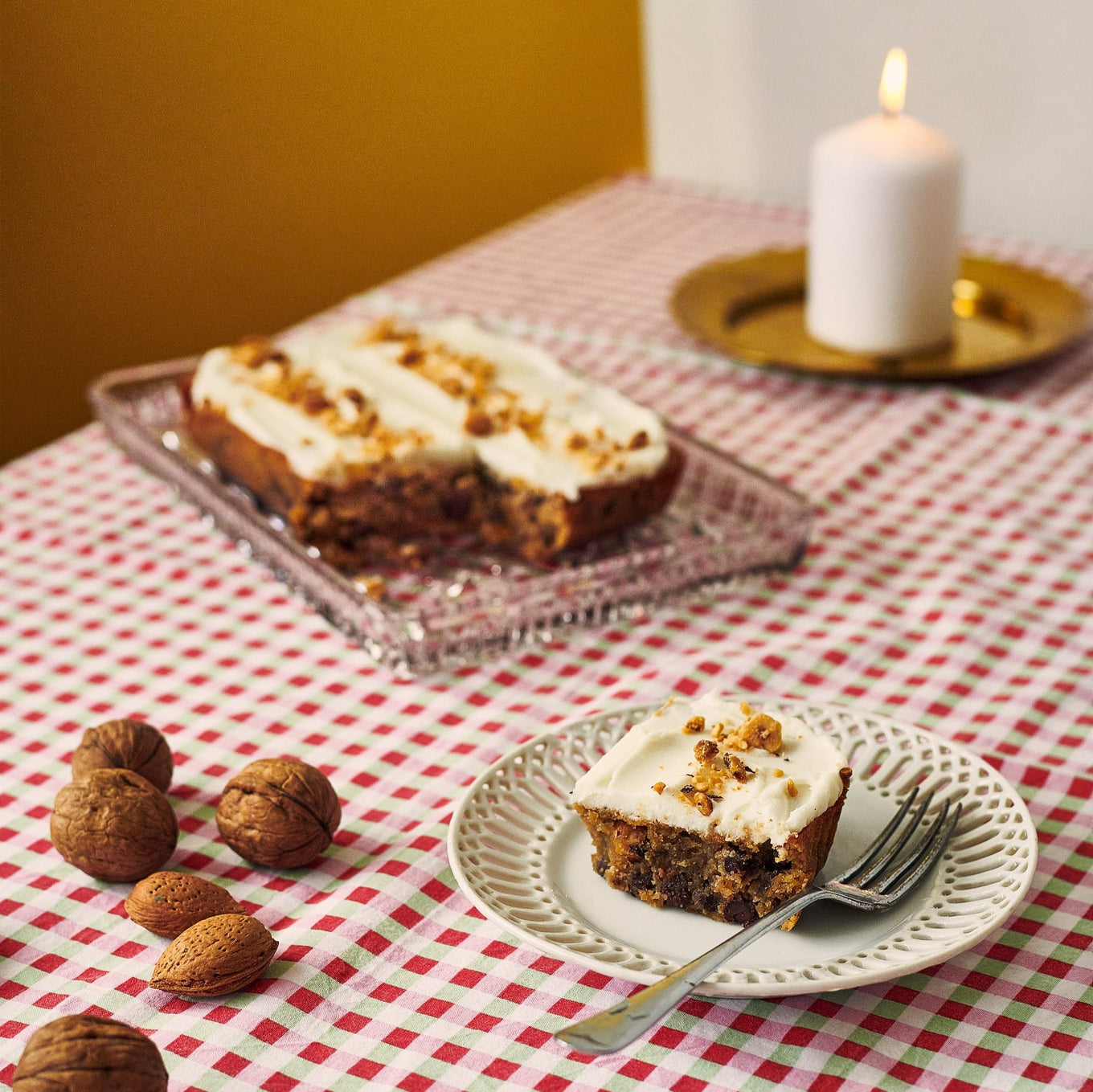 Exploding Bakery Christmas Cake